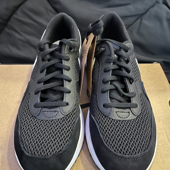 🔥👟 Nike Air Max Black/White – Size 6.5Y (Women’s 8) – Brand New - Picture 3 of 4